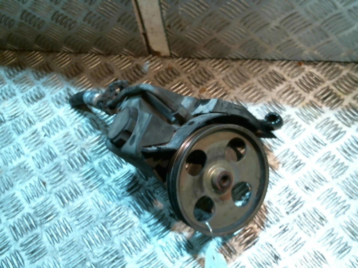 Pompe de direction PEUGEOT 206 PHASE 1 Essence - 1