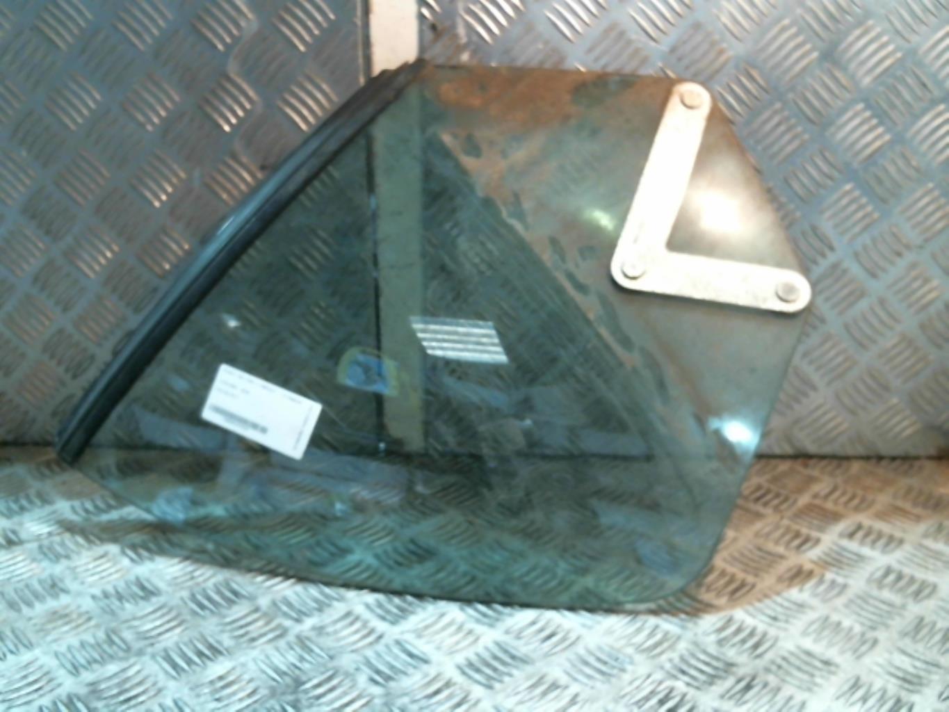 Ventanilla triangular trasera derecha PEUGEOT 206 PHASE 2 CABRIOLET Gasolina - 1