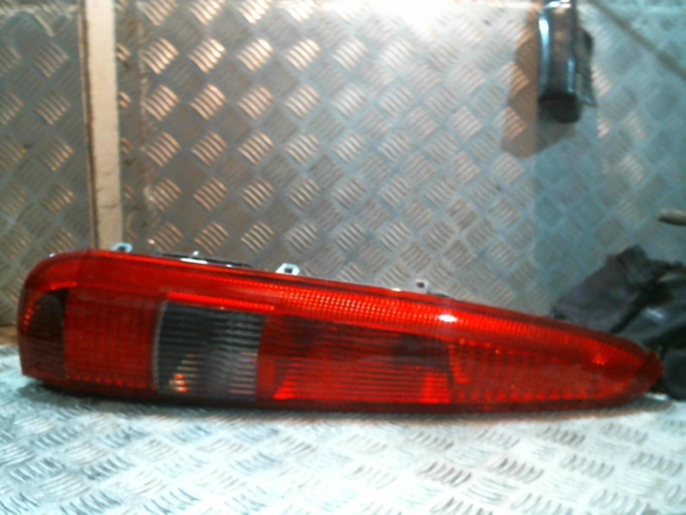Fanale posteriore principale sinistro (luci) FORD FUSION PHASE 1 Gasolina - 1