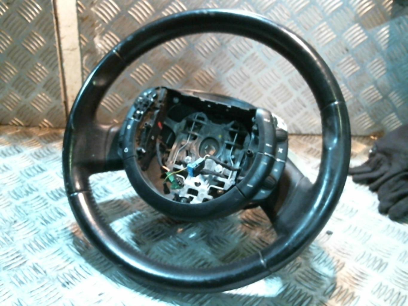 Volant CITROEN C4 1 PHASE 1 COUPE Essence - 1