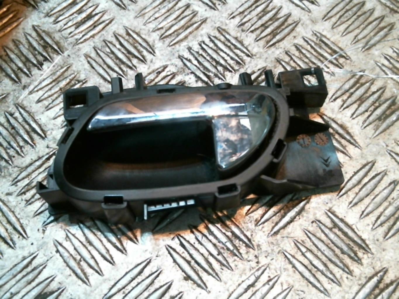 Maniglia interna anteriore sinistra PEUGEOT 3008 1 PHASE 1 Diésel - 1