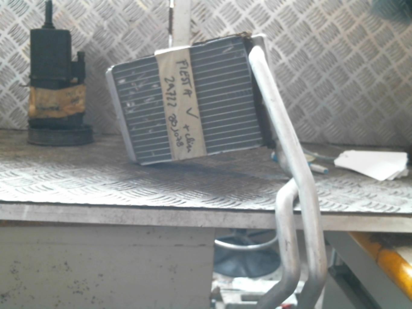 Radiateur eau FORD FIESTA 5 PHASE 1 Diesel - 1