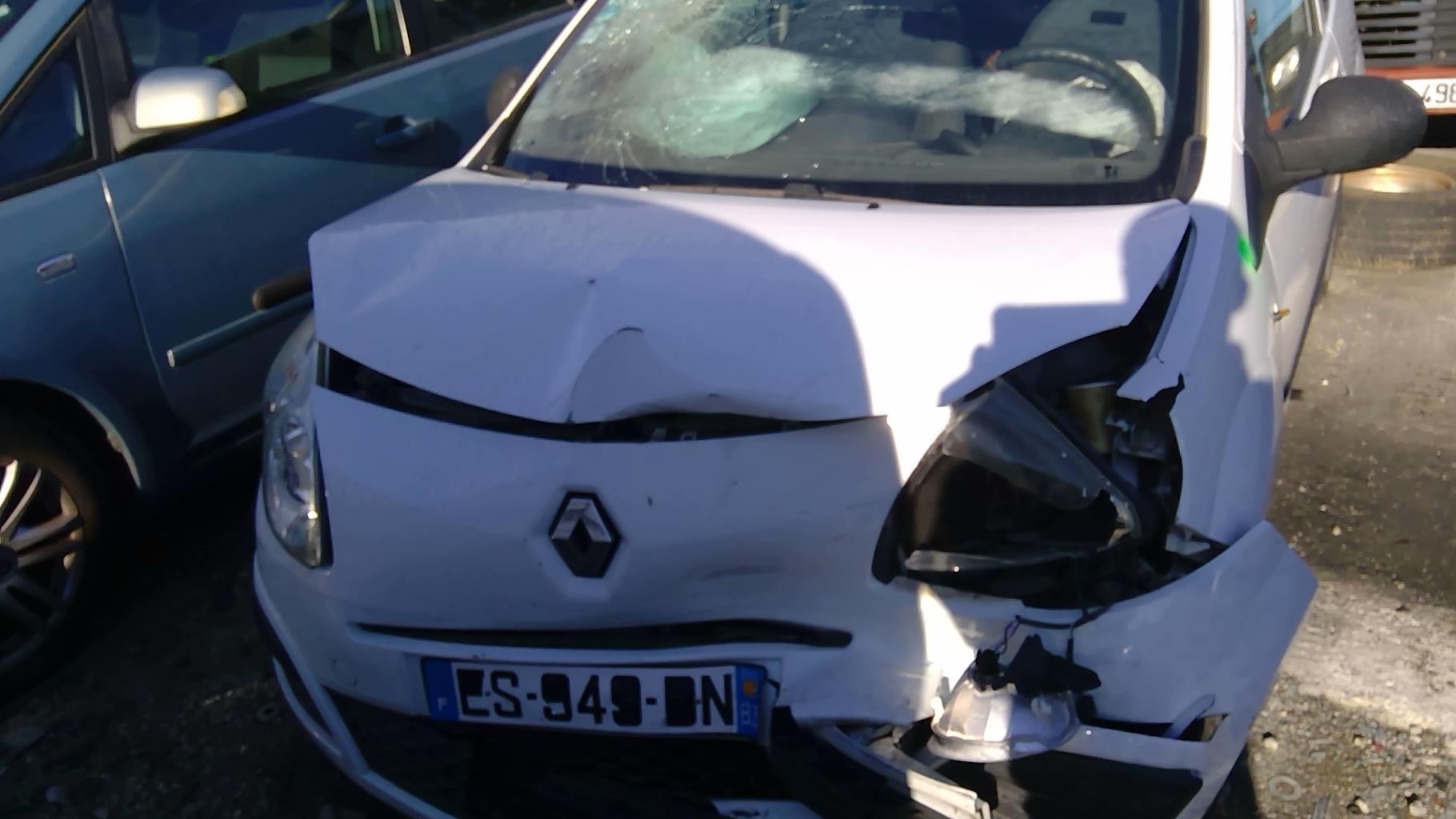 Bouton de warning RENAULT TWINGO 2 PHASE 1 Essence - 1