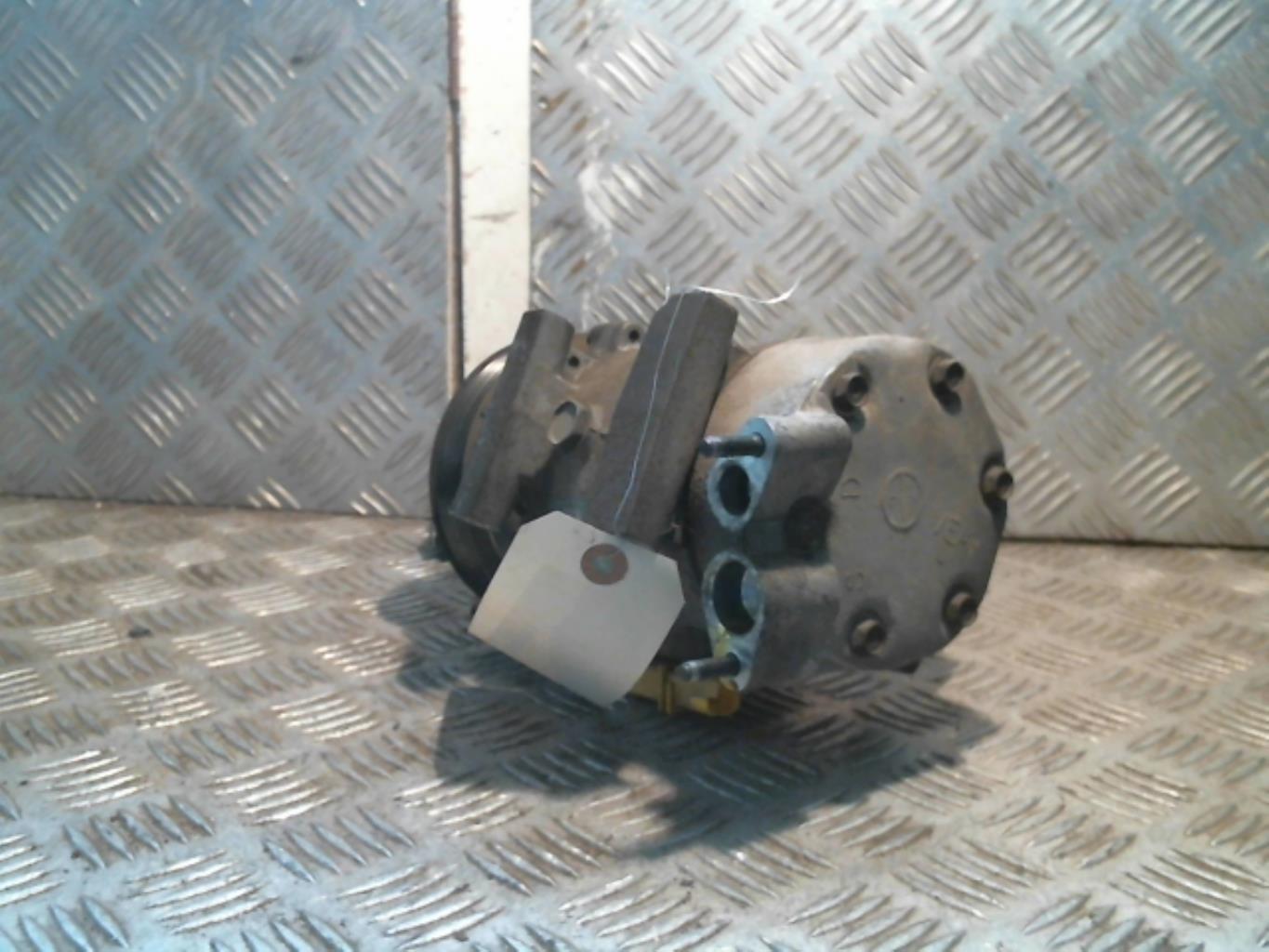 Compresseur clim PEUGEOT 307 PHASE 1 Essence - 1