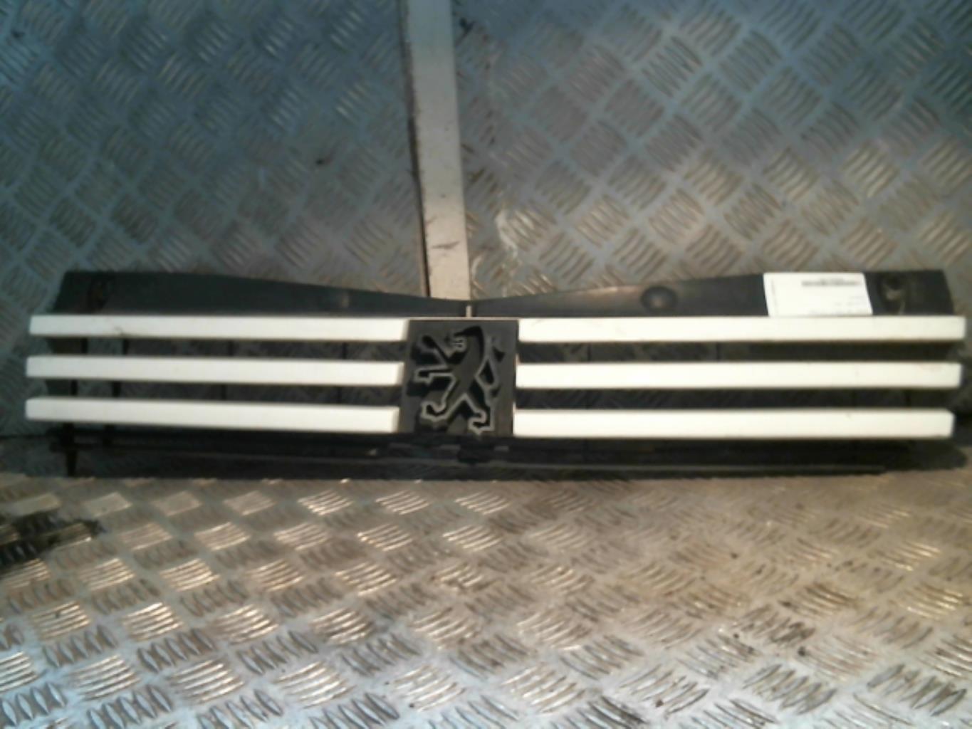 Calandra PEUGEOT 205 PHASE 2 Diésel - 1