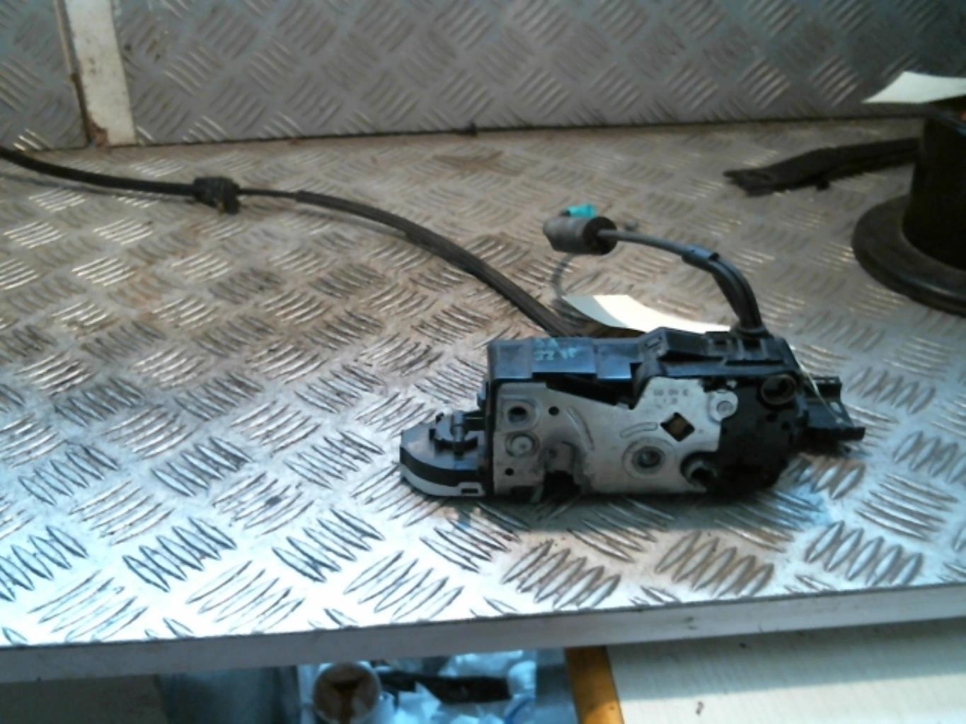 Chiusura centralizzata anteriore destra PEUGEOT 207 PHASE 1 CABRIOLET Gasolina - 1