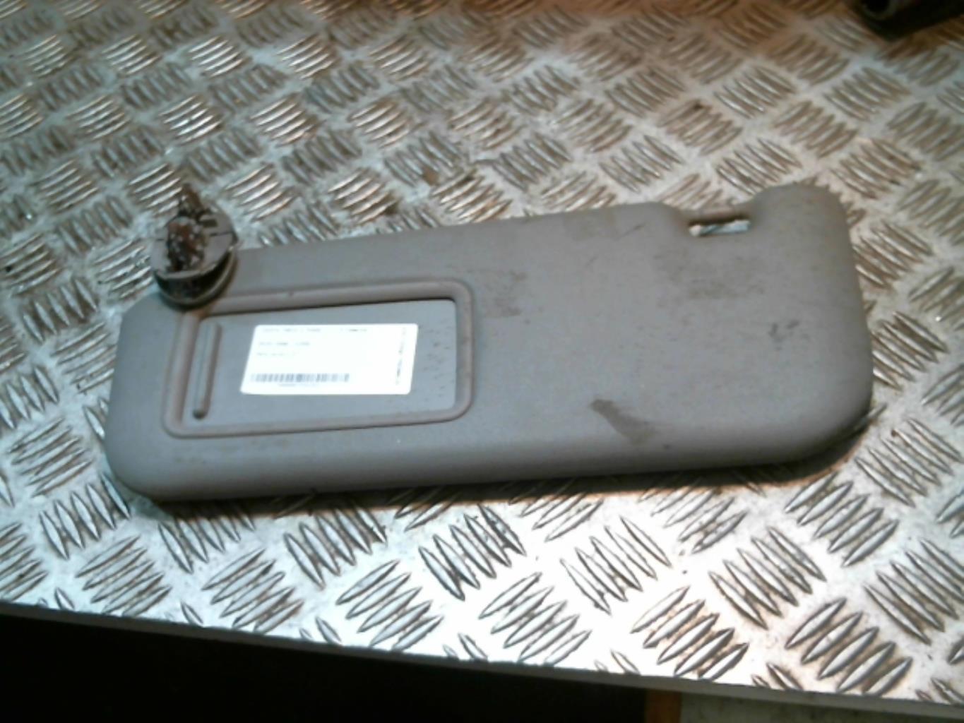 Visiera parasole sinistra TOYOTA YARIS 2 PHASE 1 Gasolina - 1