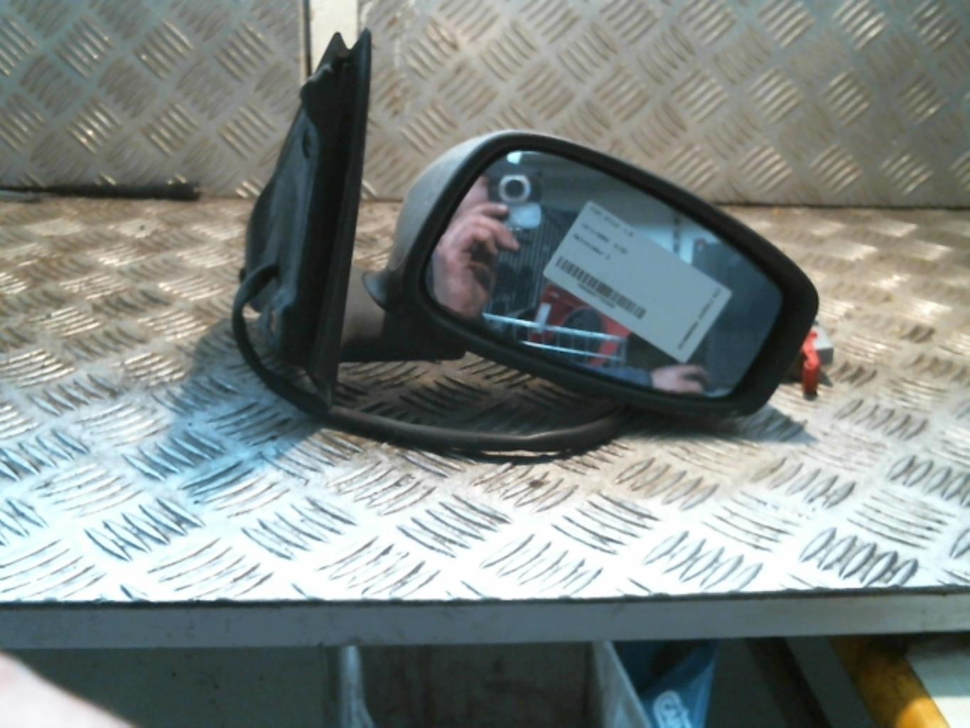 Retrovisor derecho FIAT STILO  - 1
