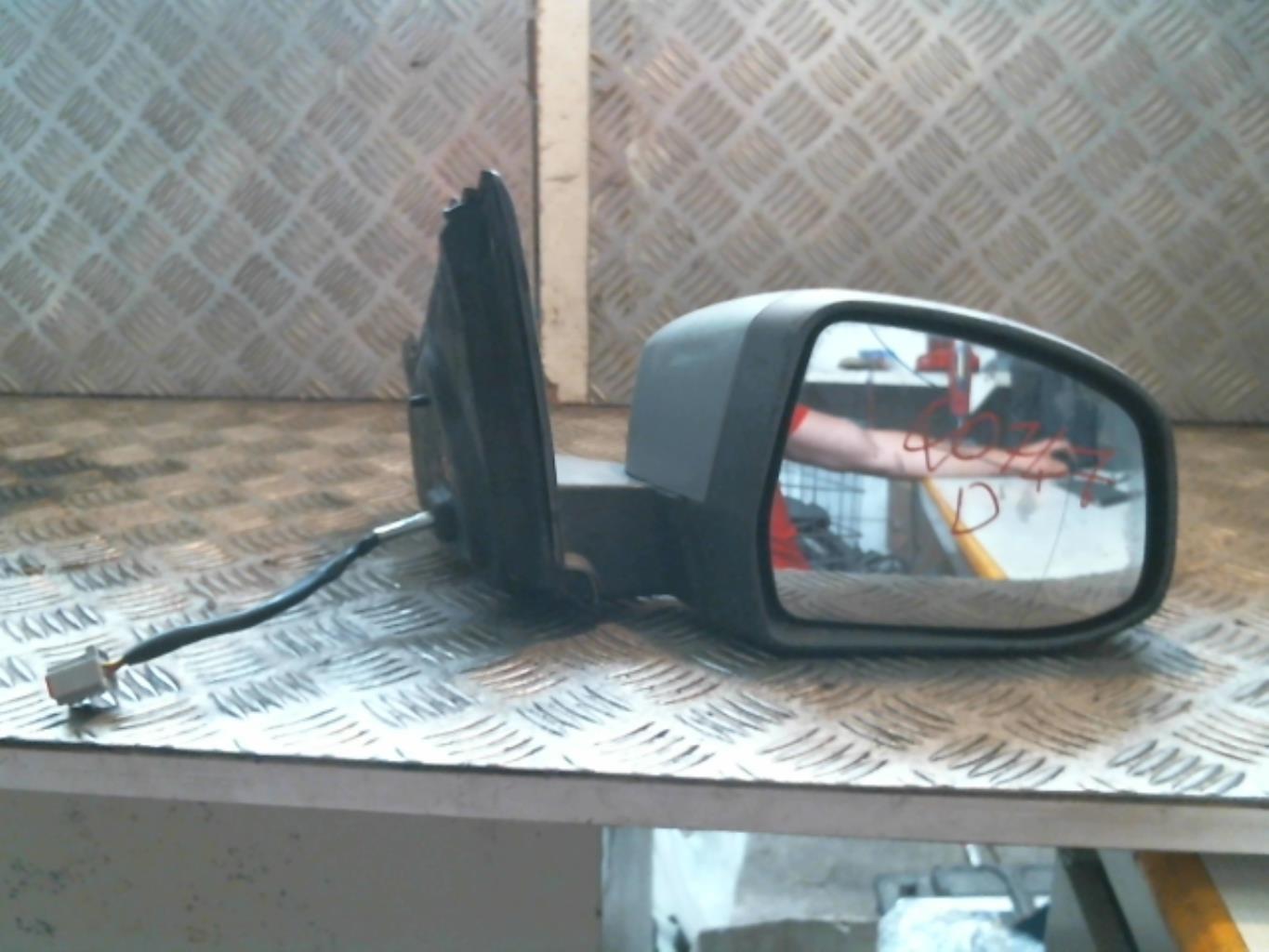 Retrovisor derecho FORD MONDEO 3 PHASE 1 BREAK Diésel - 1