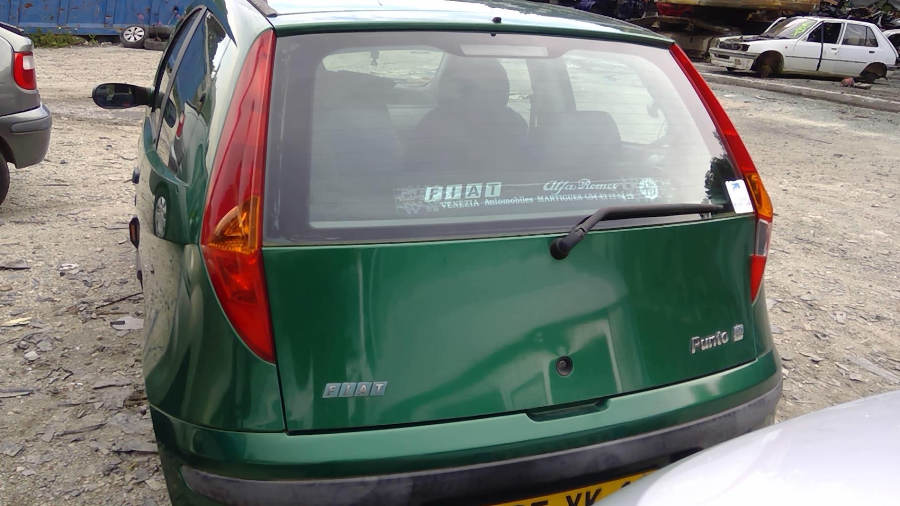 Capot FIAT PUNTO 2 PHASE 1 Essence - 1