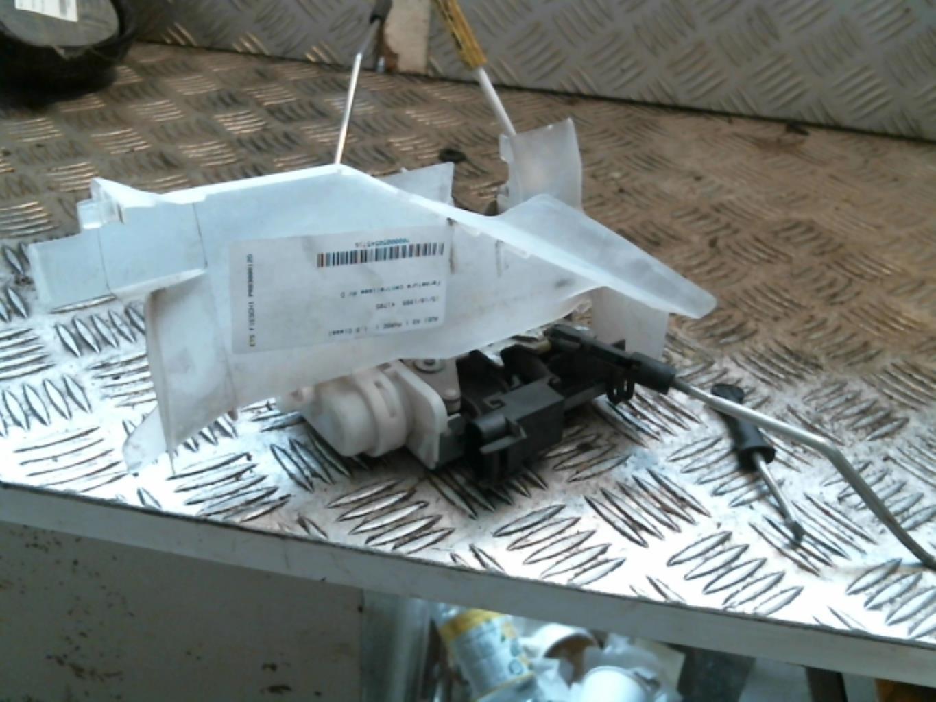 Chiusura centralizzata anteriore destra AUDI A3 1 PHASE 1 Diésel - 1