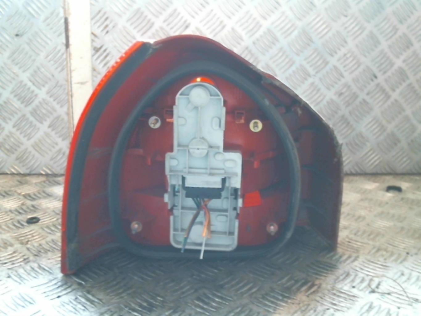 Fanale posteriore principale destro (luci) AUDI A3 1 PHASE 1 Diésel - 1