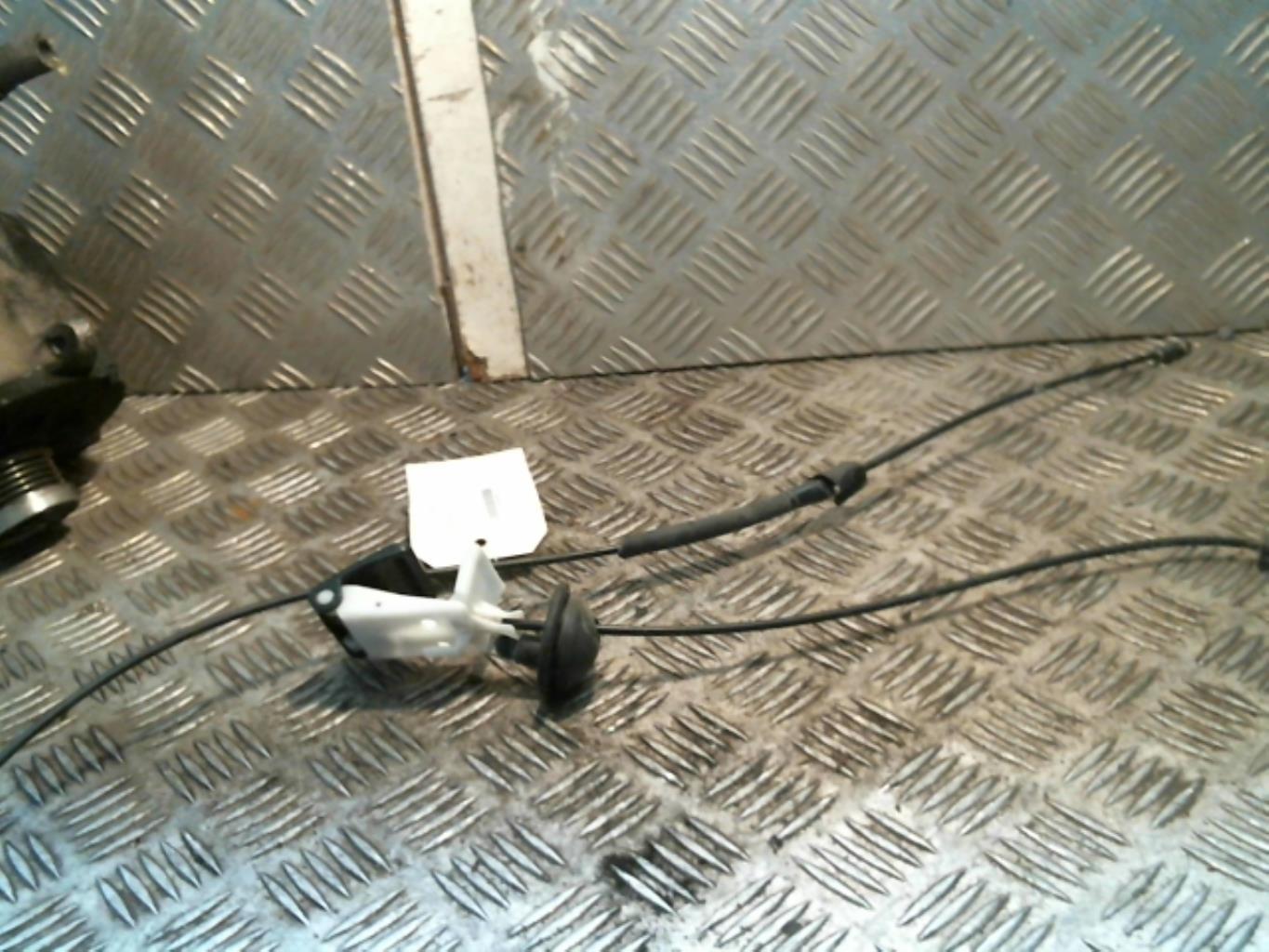 Cable ouverture capot TOYOTA CELICA 5 PHASE 1 COUPE Essence - 1