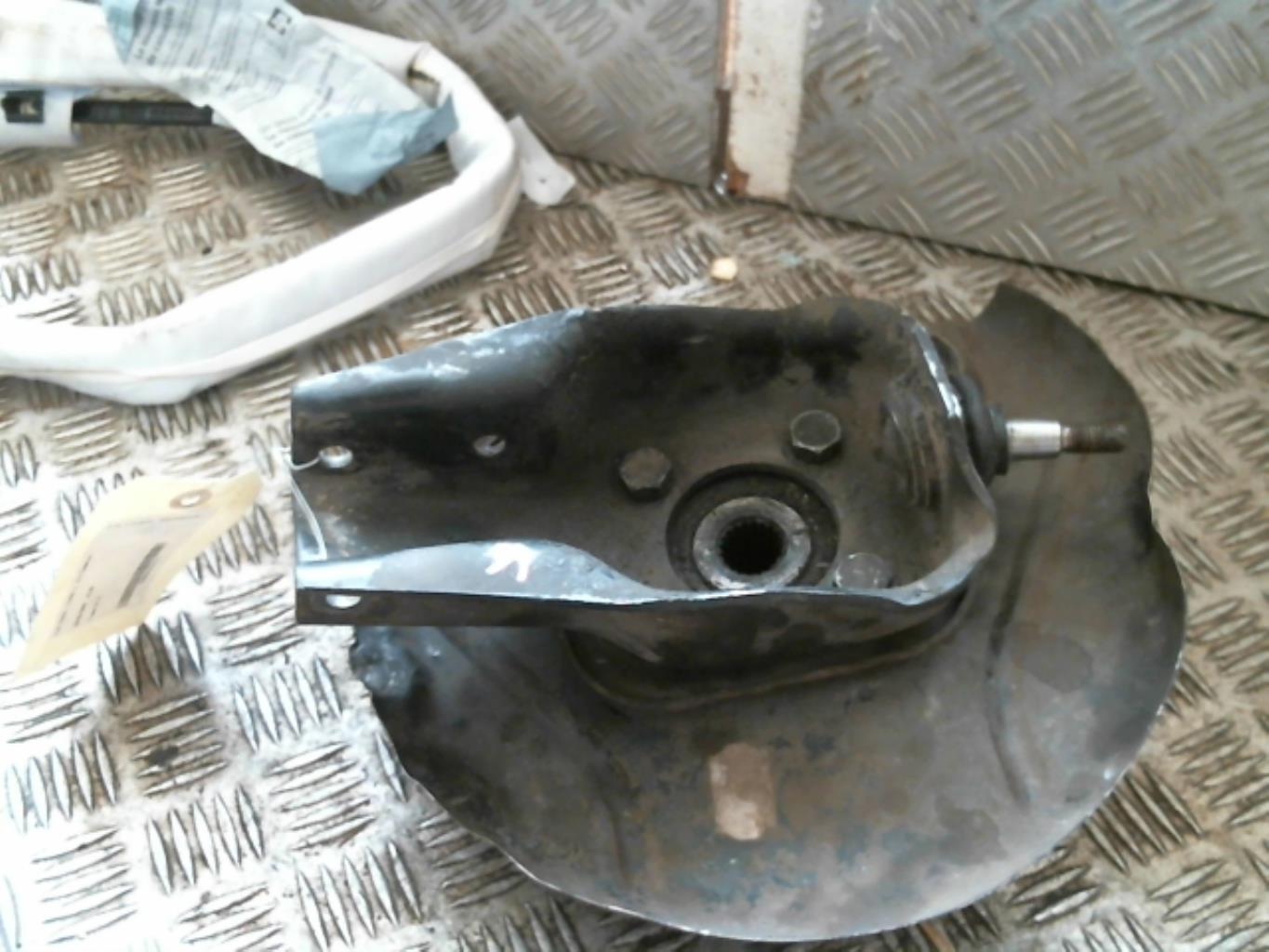 Fusee avant gauche FIAT PANDA 1 PHASE 2 Essence - 1