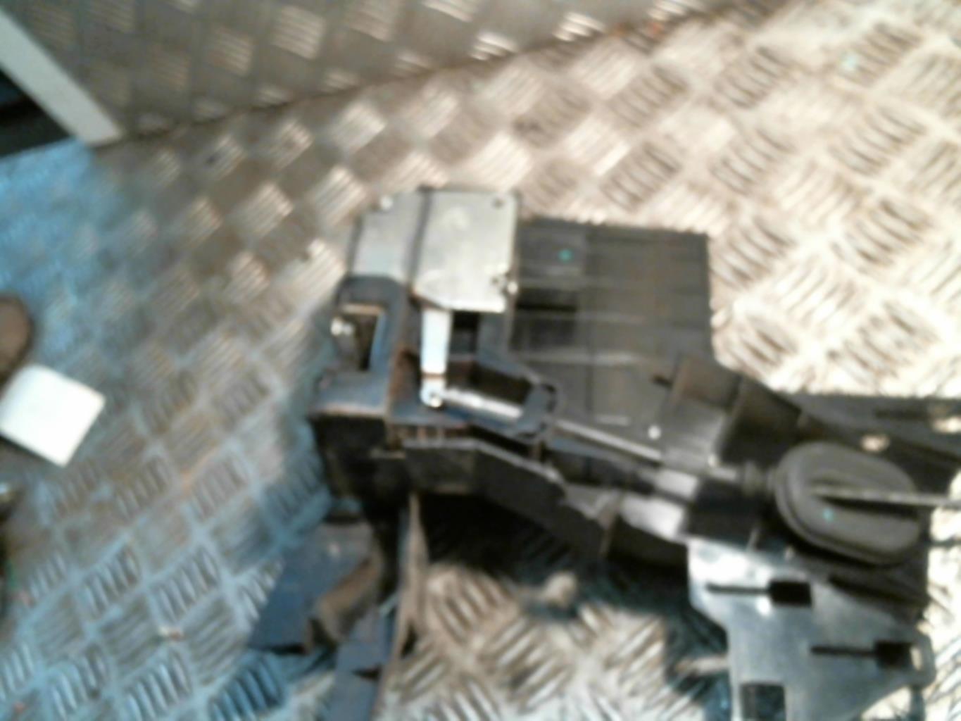 Chiusura centralizzata anteriore destra FORD FIESTA 5 PHASE 1 Gasolina - 1