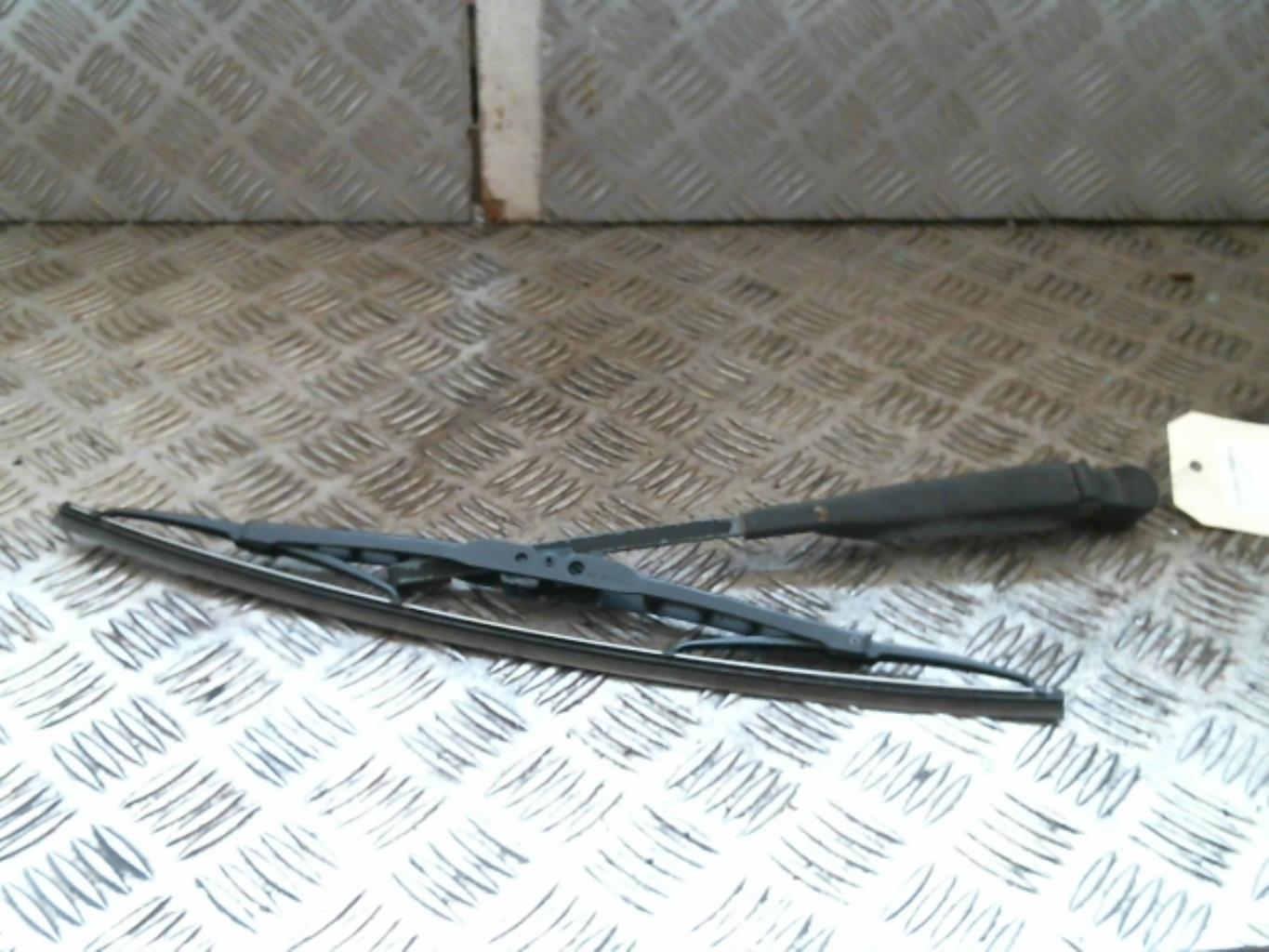 Braccio tergicristallo posteriore PEUGEOT 106 PHASE 2 Gasolina - 1