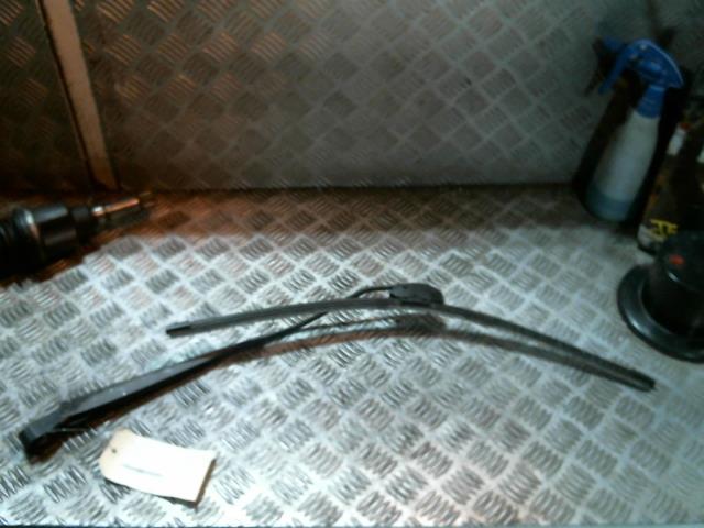 Braccio tergicristallo anteriore sinistro CITROEN C2 PHASE 1 Gasolina - 1