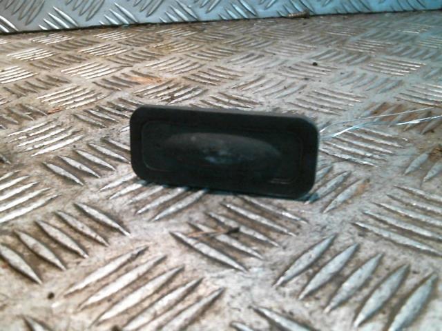 Bouton de coffre RENAULT MODUS PHASE 1 Diesel - 1