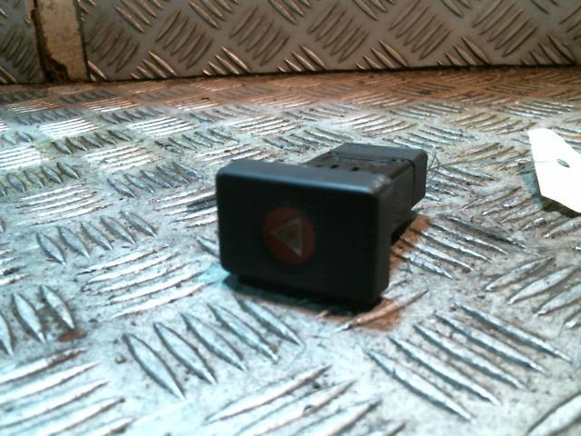 Bouton de warning DACIA LOGAN 1 PHASE 1 Essence - 1