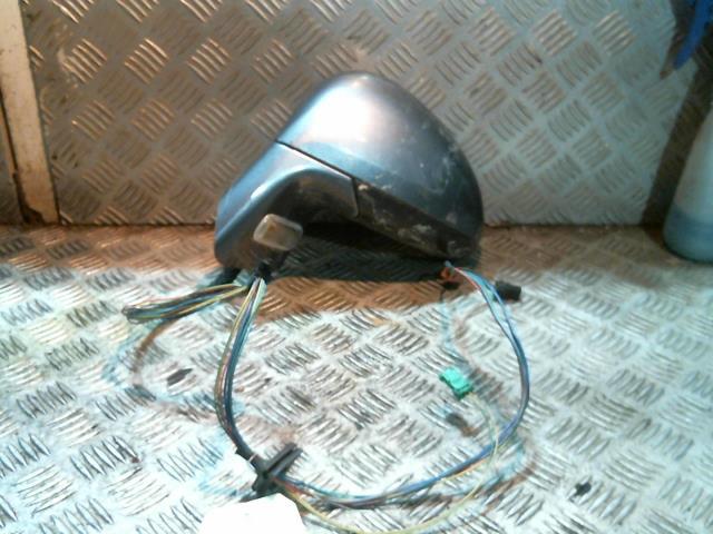 Specchietto retrovisore sinistro CITROEN C4 1 Diésel - 1