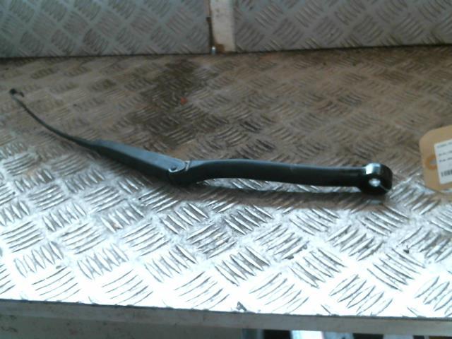 Braccio tergicristallo anteriore destro NISSAN PRIMERA 2 PHASE 1 Gasolina - 1