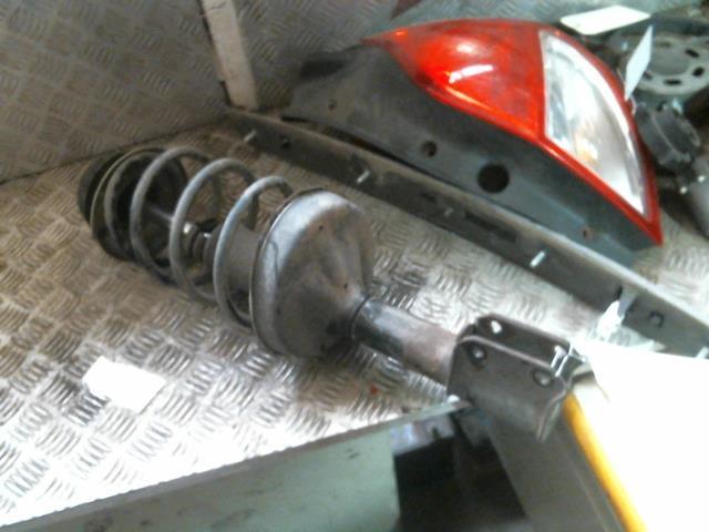 Ammortizzatore anteriore sinistro RENAULT CLIO 2 PHASE 2 Diésel - 1