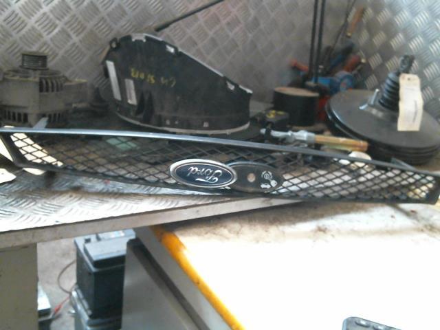 Calandre FORD FOCUS 1 Essence - 1