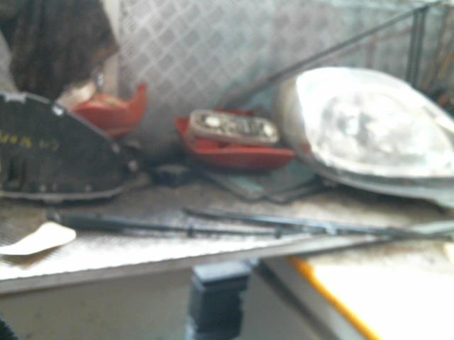 Braccio tergicristallo anteriore sinistro CITROEN BX Gasolina - 1