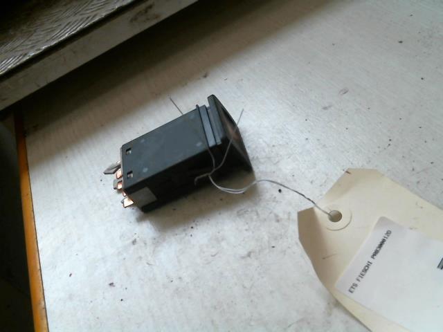 Bouton de warning VOLKSWAGEN GOLF 4  - 1