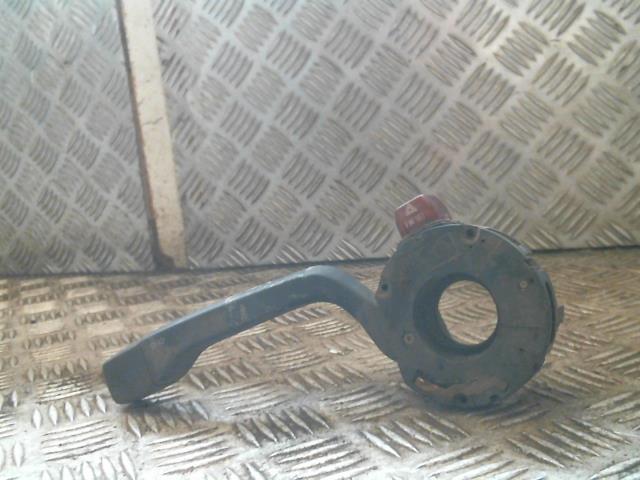 Bouton de warning VOLKSWAGEN GOLF Diesel - 1