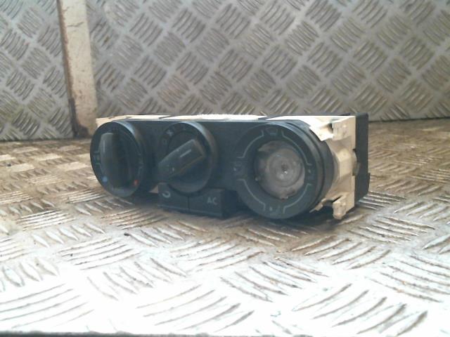 Commande chauffage VOLKSWAGEN POLO 4  - 1