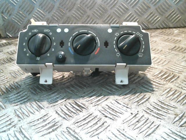 Commande chauffage CITROEN XSARA PHASE 2 Essence - 1