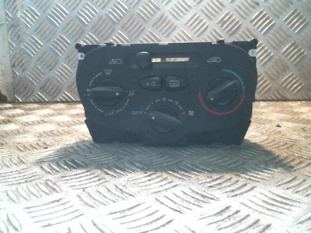 Commande chauffage PEUGEOT 206 PHASE 1 Essence - 1