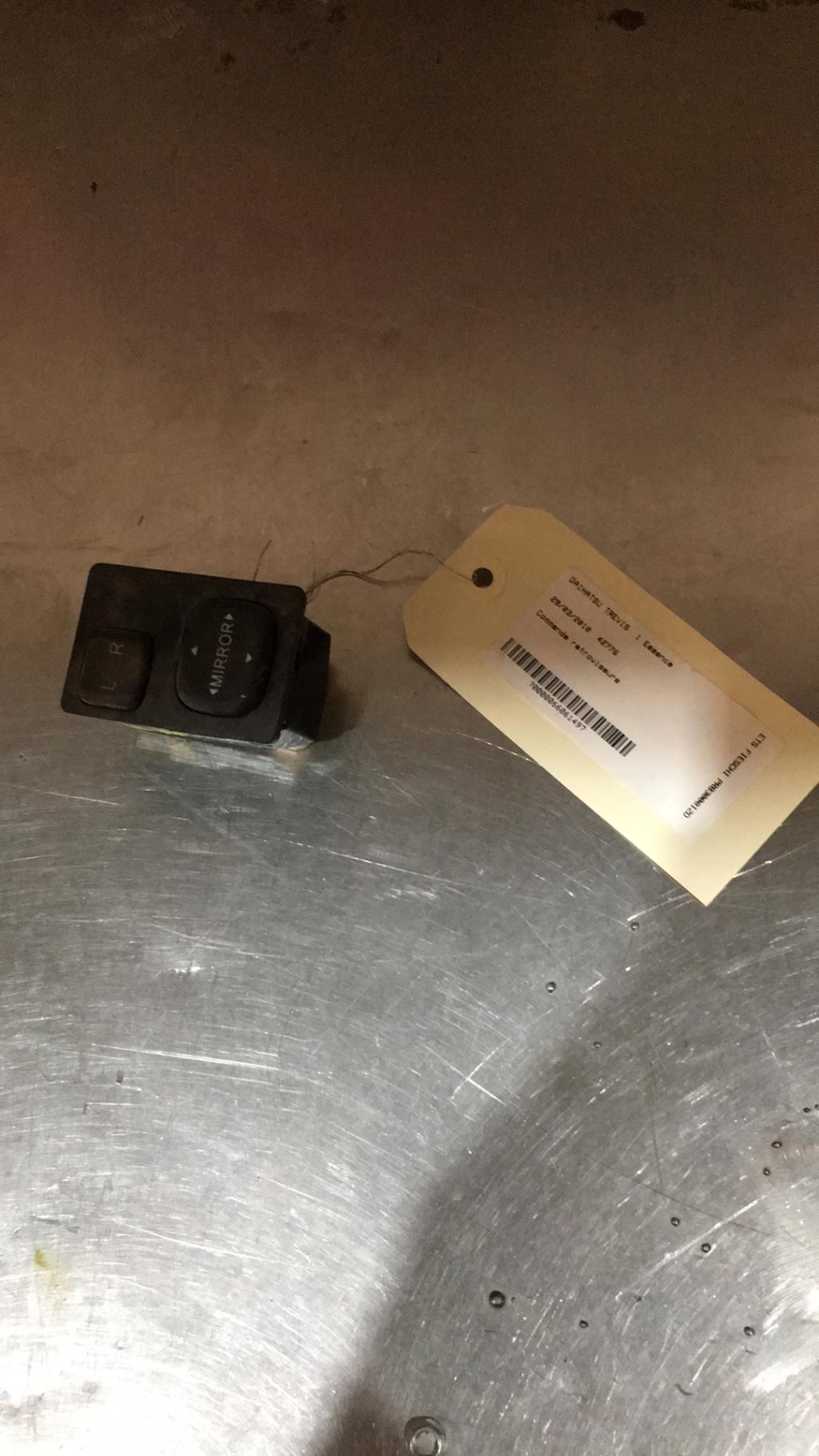 Commande retroviseurs DAIHATSU TREVIS Essence - 1