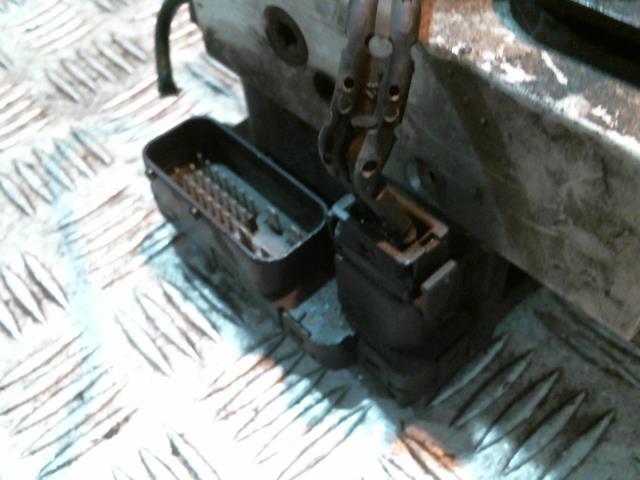 Bloc ABS (freins anti-blocage) SEAT IBIZA 2 PHASE 3 Essence - 1