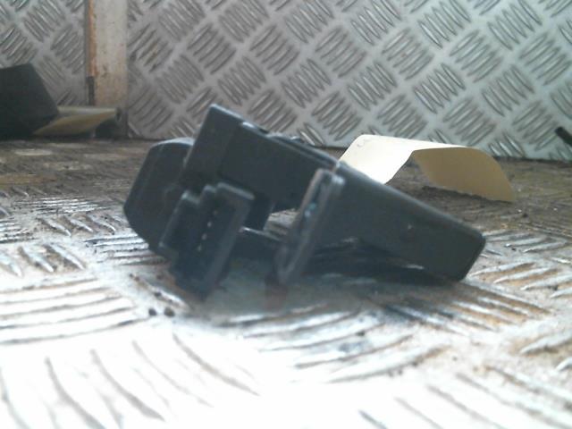 Fermeture centralisee coffre RENAULT CLIO 3 PHASE 2  - 1