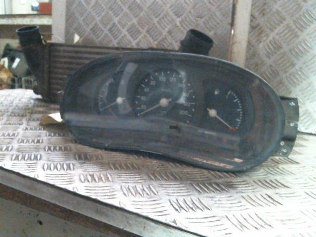 Compteur RENAULT KANGOO 1 PHASE 1 Essence - 1
