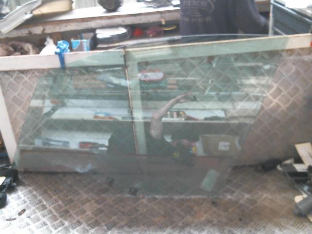 Vitre avant gauche RENAULT CLIO 4 PHASE 1 Diesel - 1
