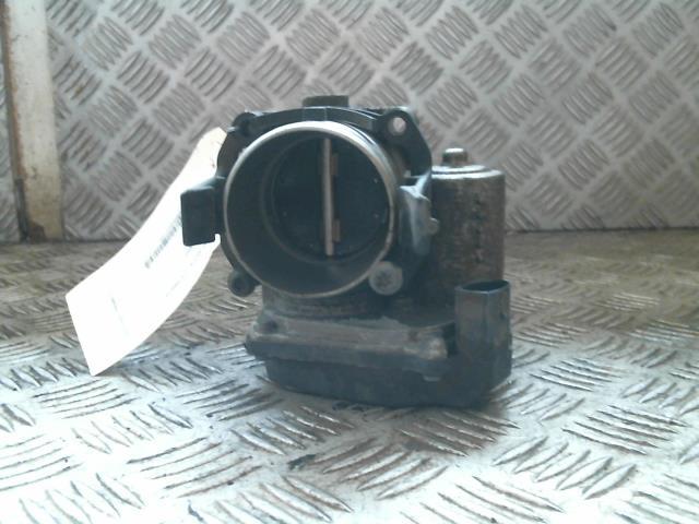 Corpo farfallato VOLKSWAGEN GOLF 6 Gasolina - 1