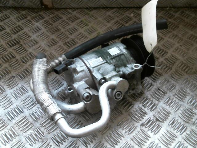 Compresseur clim VOLKSWAGEN GOLF 6 Essence - 1
