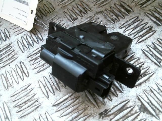 Chiusura centralizzata bagagliaio RENAULT CLIO 3 PHASE 2 Diésel - 1