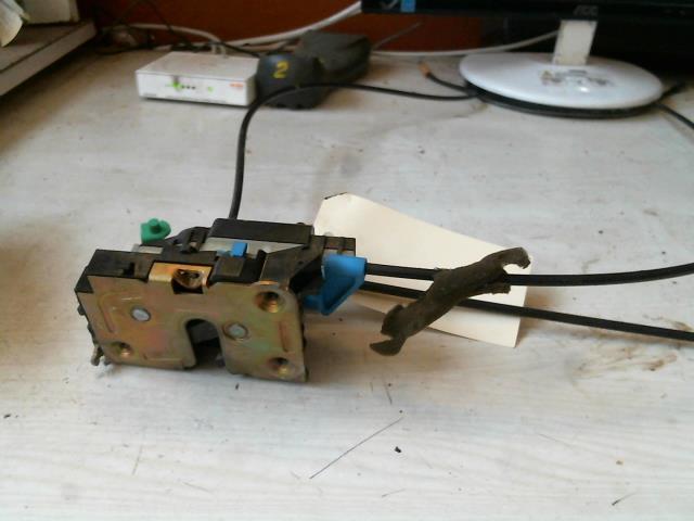 Chiusura centralizzata posteriore destra RENAULT KANGOO 1 PHASE 2 Gasolina - 1
