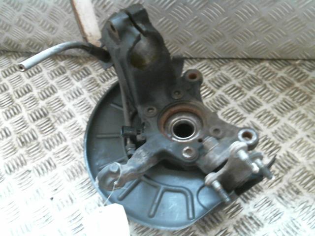 Fusee avant gauche VOLKSWAGEN GOLF 6 Diesel - 1