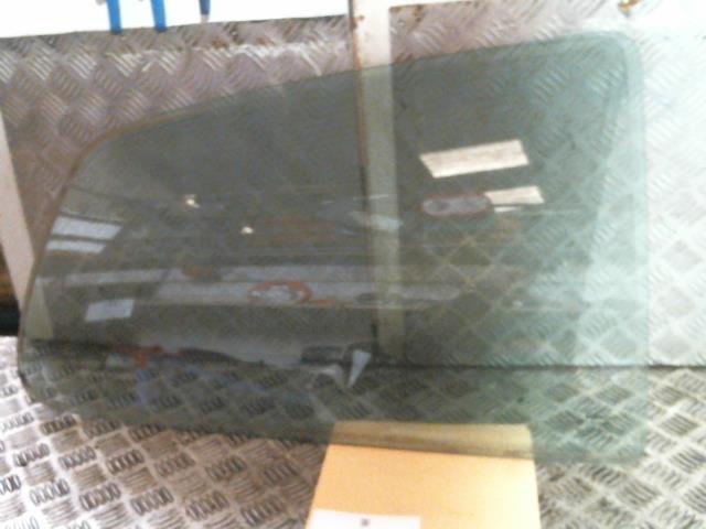 Ventanilla triangular trasera derecha RENAULT TWINGO 1  - 1