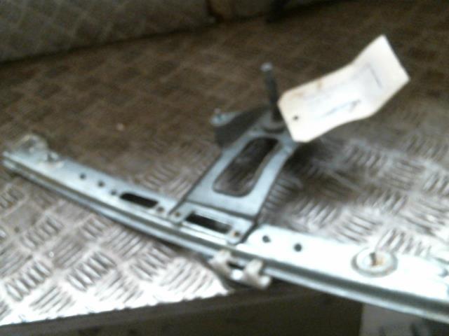 Alzacristalli manuale posteriore sinistro BMW SERIE 3 E46 TOURING PHASE 1 BREAK Diésel - 1