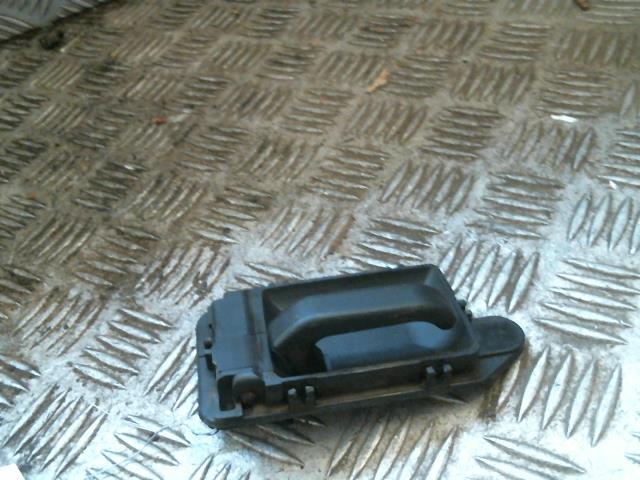 Maniglia portiera posteriore sinistra PEUGEOT 106 PHASE 2 Gasolina - 1