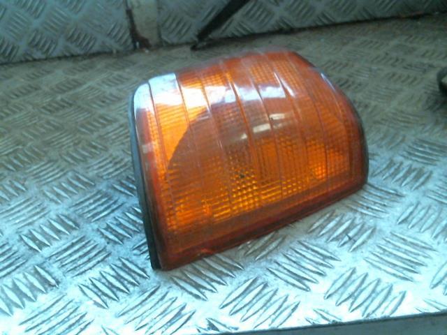 Gruppo ottico anteriore secondario destro (luci)(freccia) MERCEDES 190 W201 PHASE 2 Diésel - 1