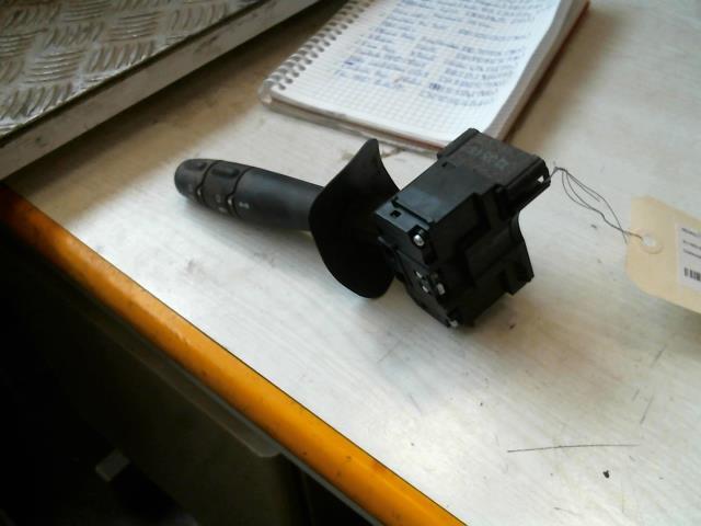 Commodo phare RENAULT CLIO 2 PHASE 2 Essence - 1