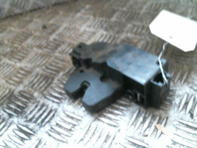 Fermeture centralisee coffre PEUGEOT 307 PHASE 1 Essence - 1