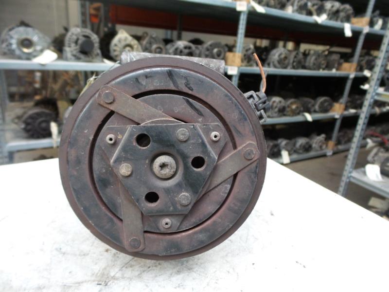 Compresseur clim RENAULT SCENIC 1 Diesel - 1